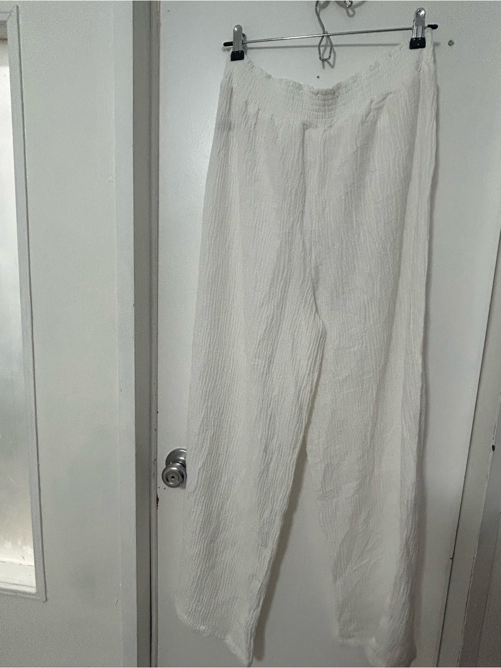 Truth White Textured Gauze Top with Branded Tag